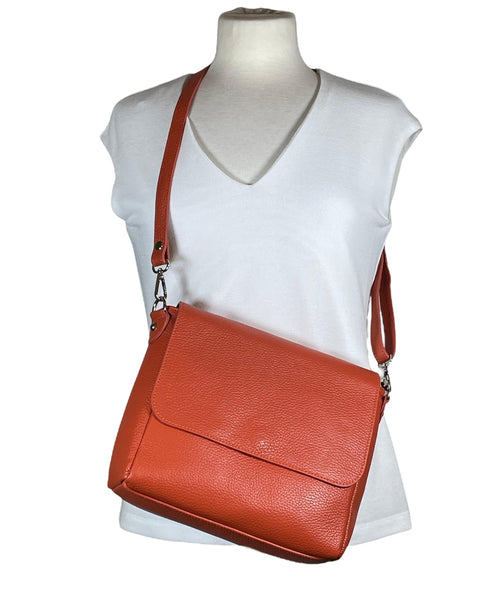 Ledertasche elegant sportlich